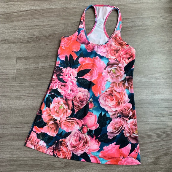 Lululemon Racerback, Secret Garden Pattern - Picture 2 of 3